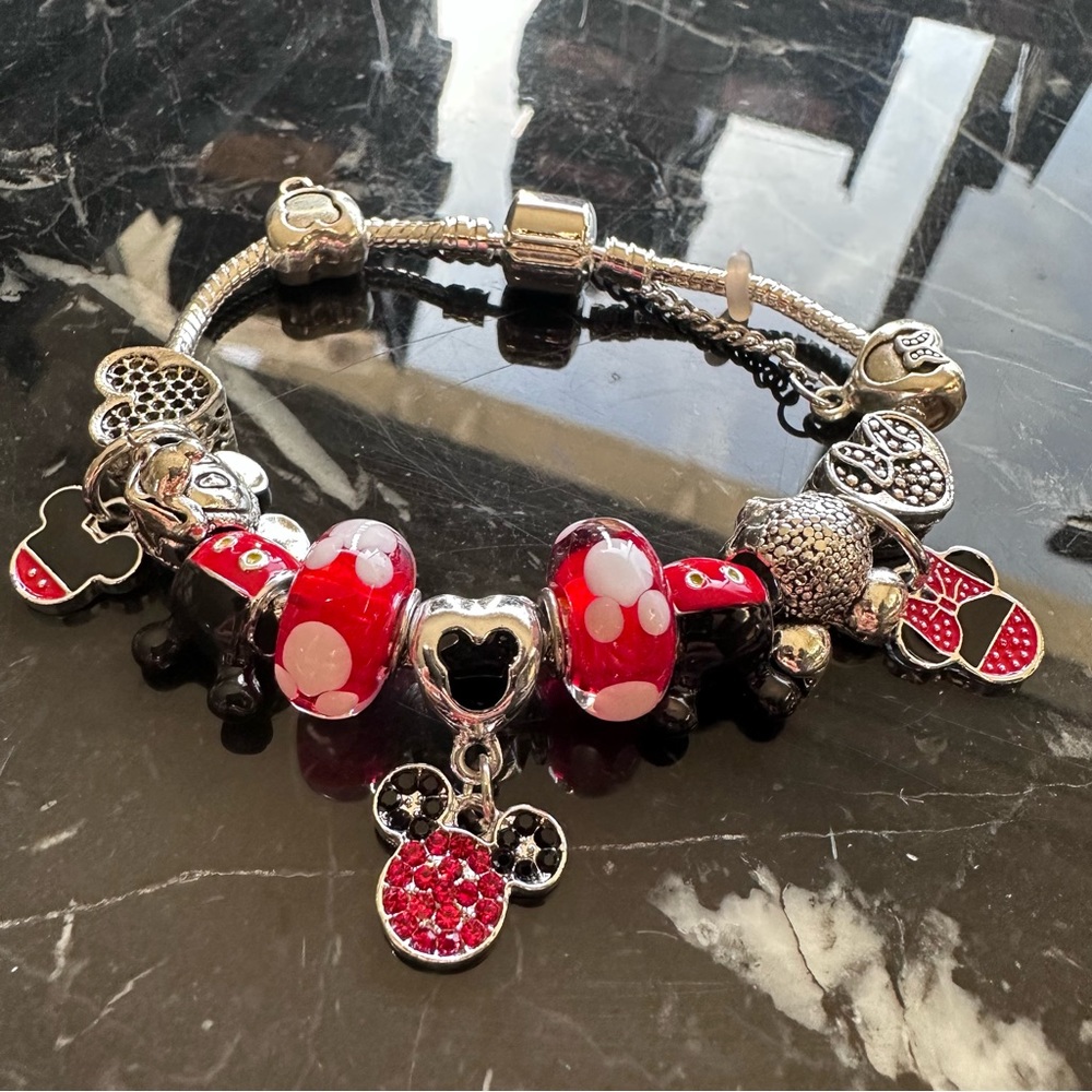 MICKEY Crystal ♡ Charms GIFT Bracelet - Picture 2 of 8